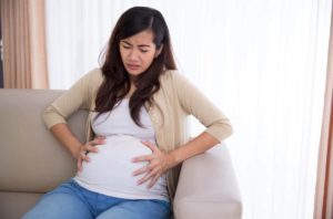 Ból krocza w ciąży - Co może oznaczać i jak go złagodzić?