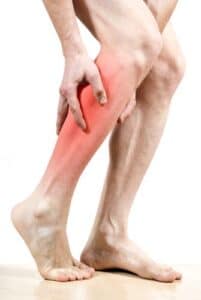 Skurcze łydek drętwienie nóg - Przyczyny i leczenie drętwienia łydek