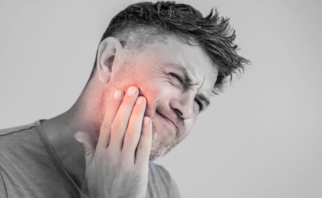 ból po wyrwaniu zębA